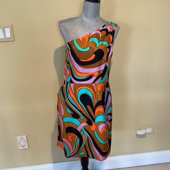 MILLY DRESS - Picture 9 of 13